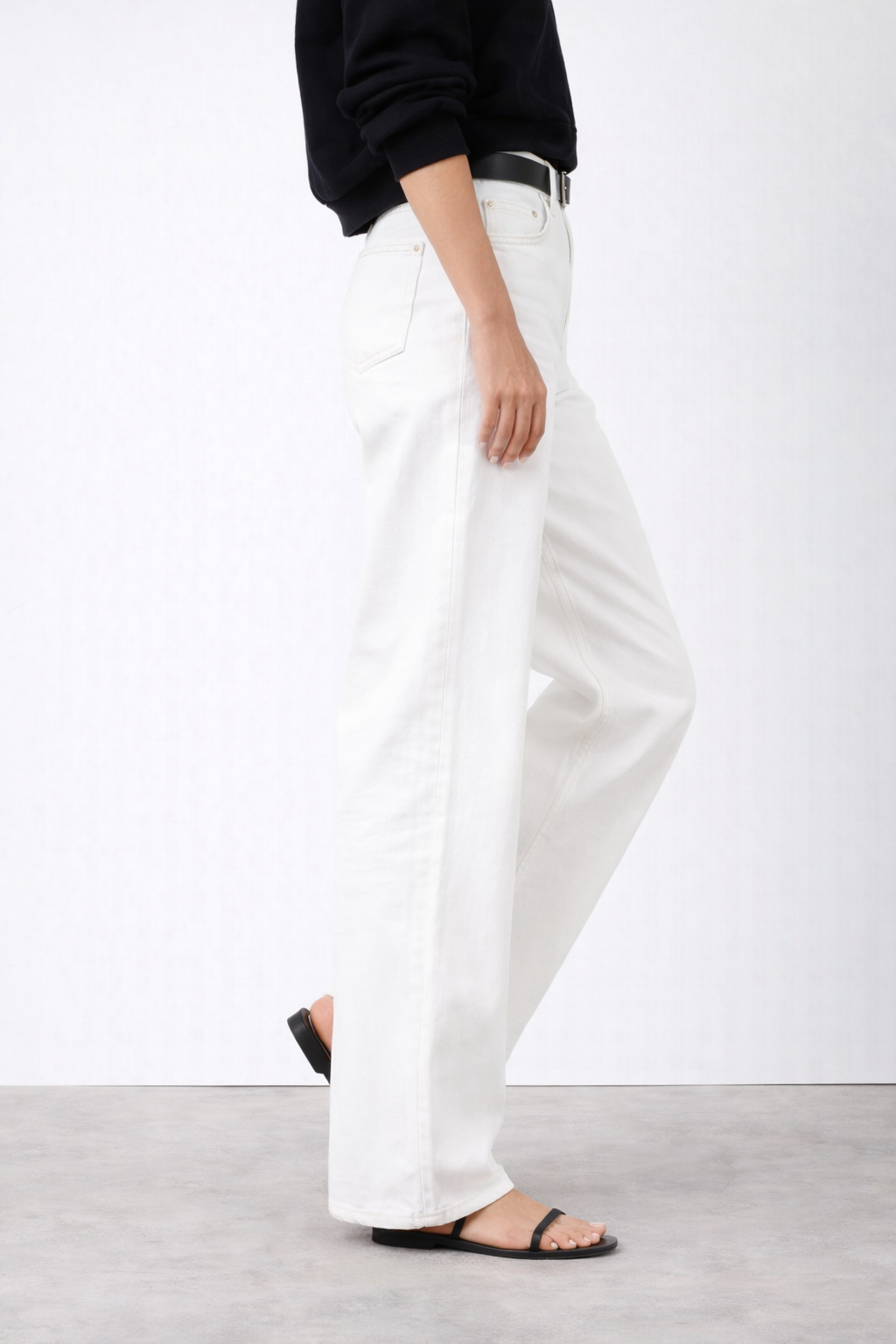 CRUZ-MAGNOLIA WHITE