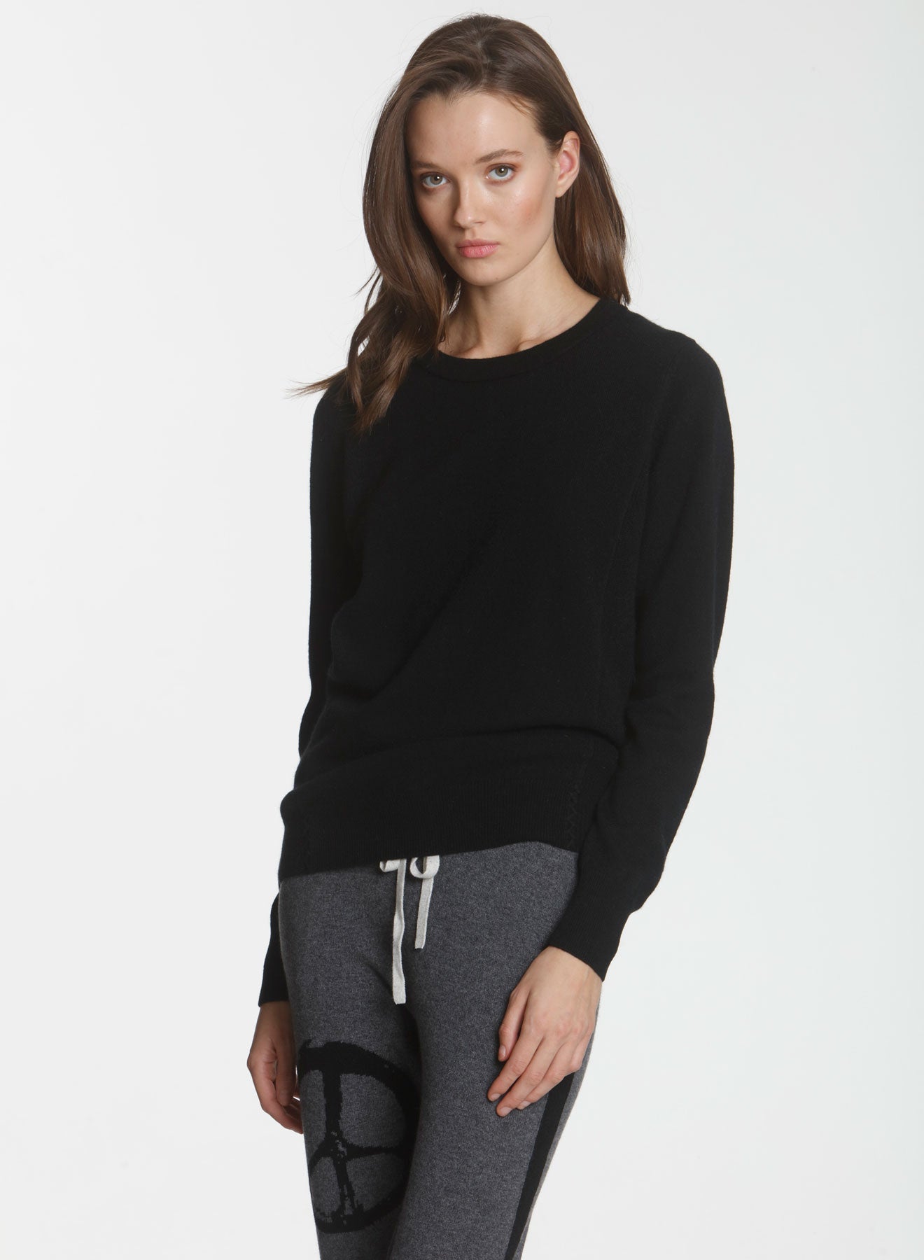 CORE Cashmere Crew - Black