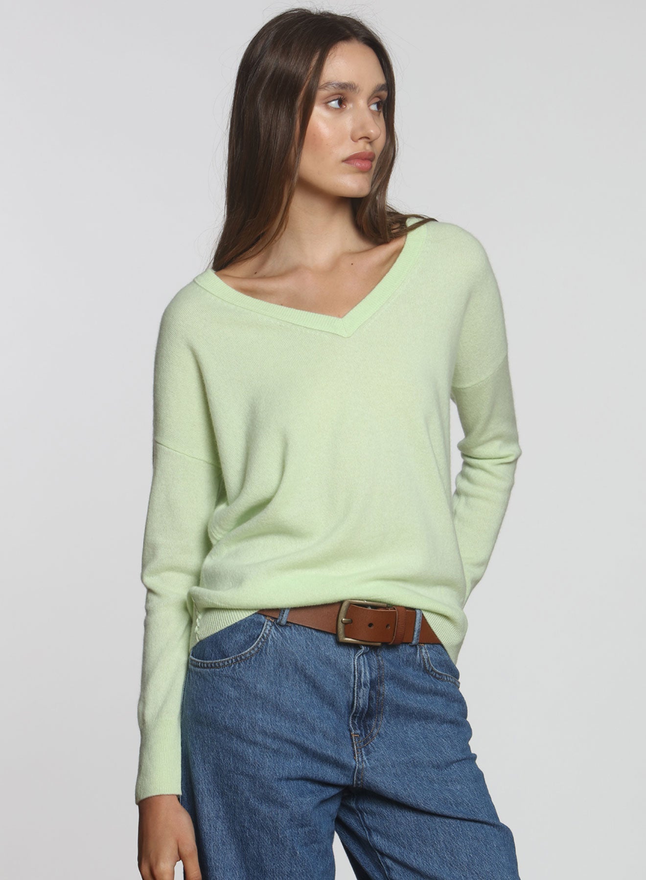 CORE Cashmere BF Vee - Apple