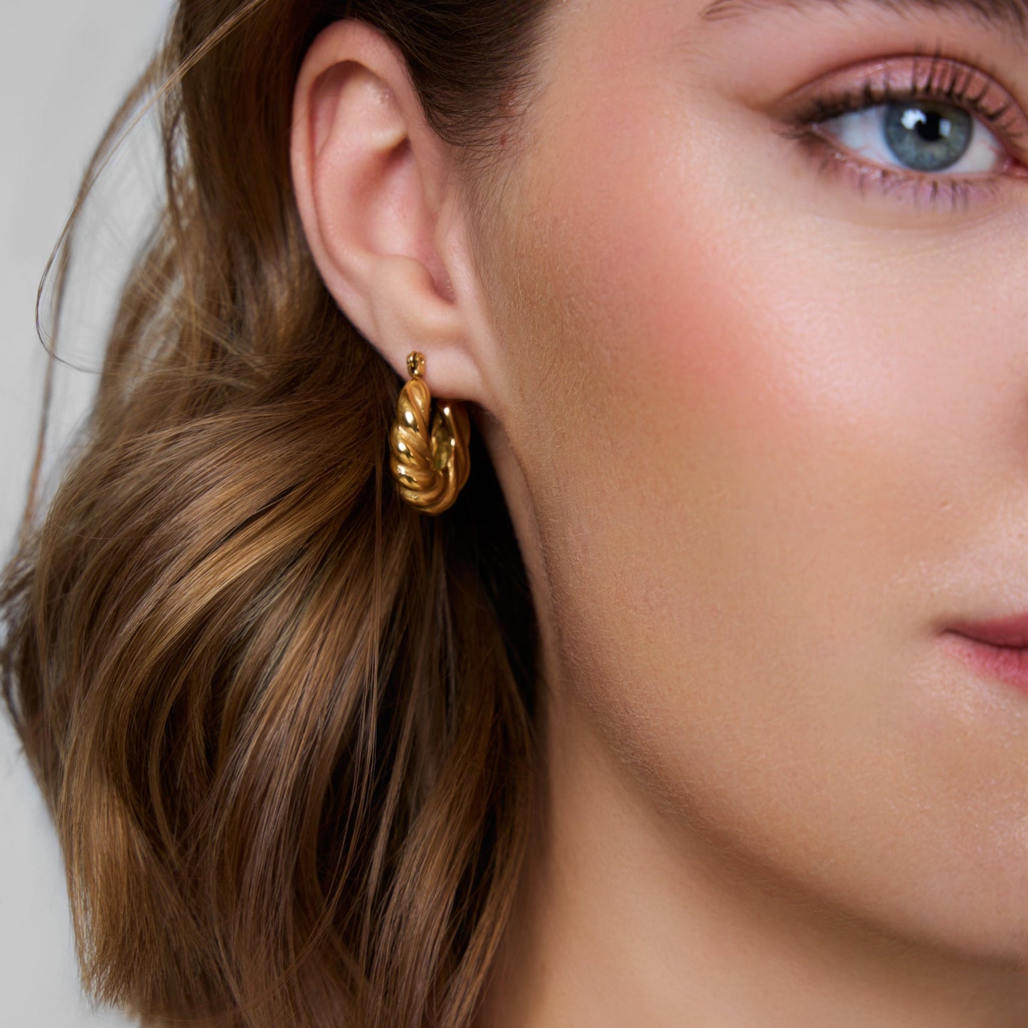 Hera Hoop Earrings