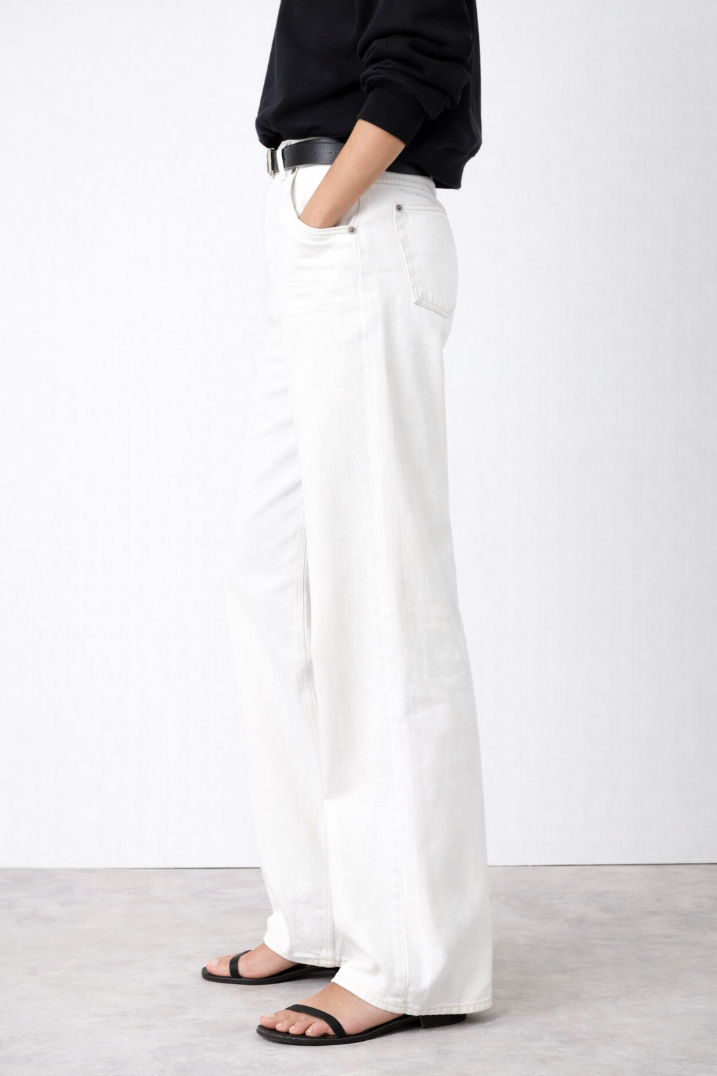 CRUZ-MAGNOLIA WHITE