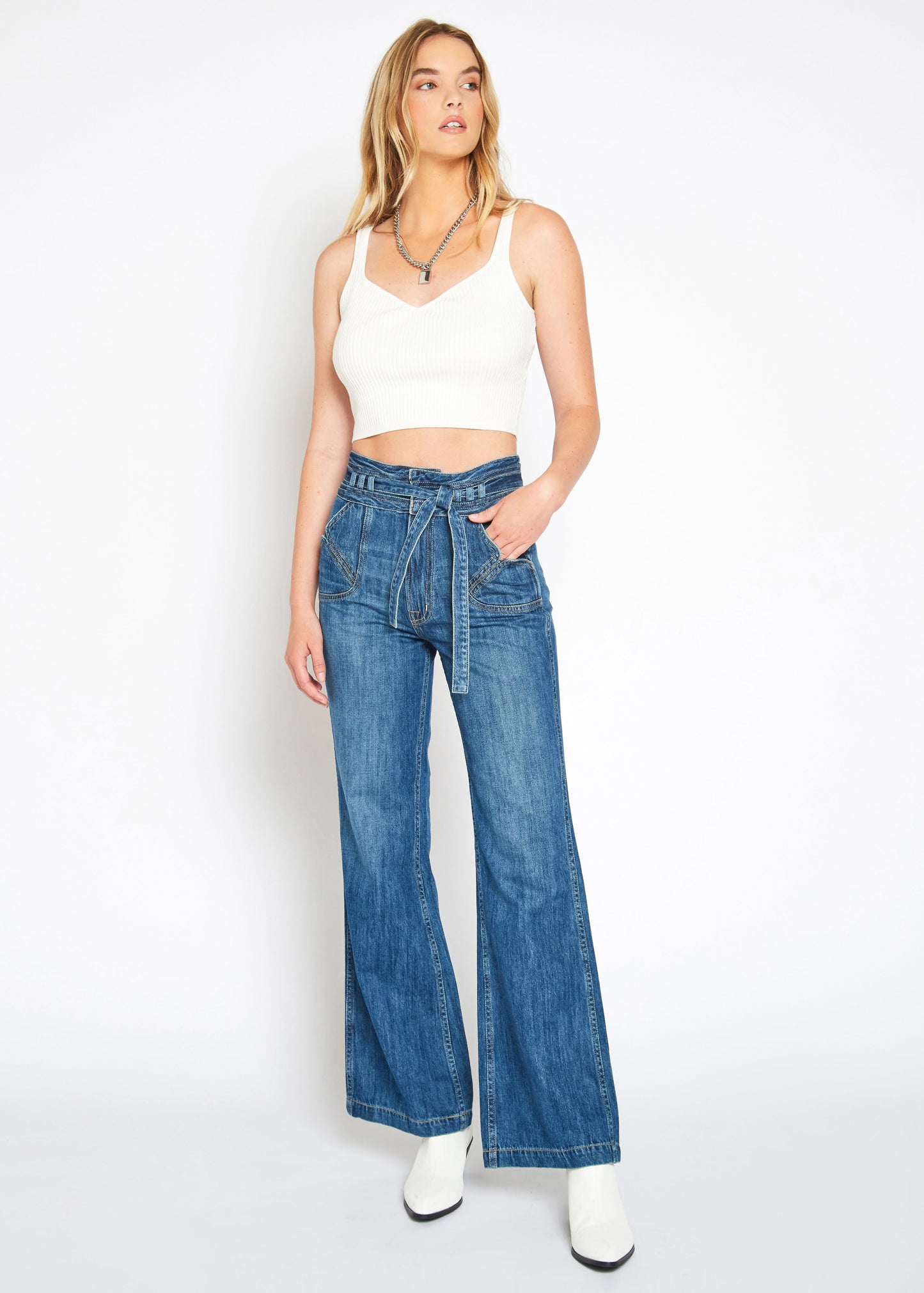 Bella Seamed Pocket Wide