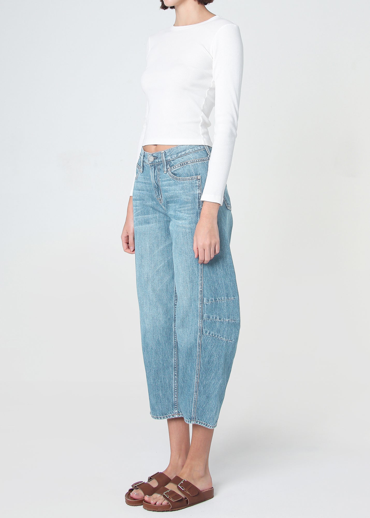 Ava Flutter Slung Fit Jeans