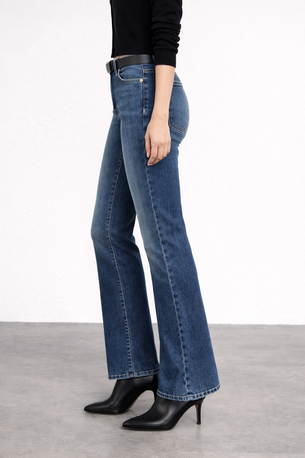 LILY ST. TROPEZ ELITE