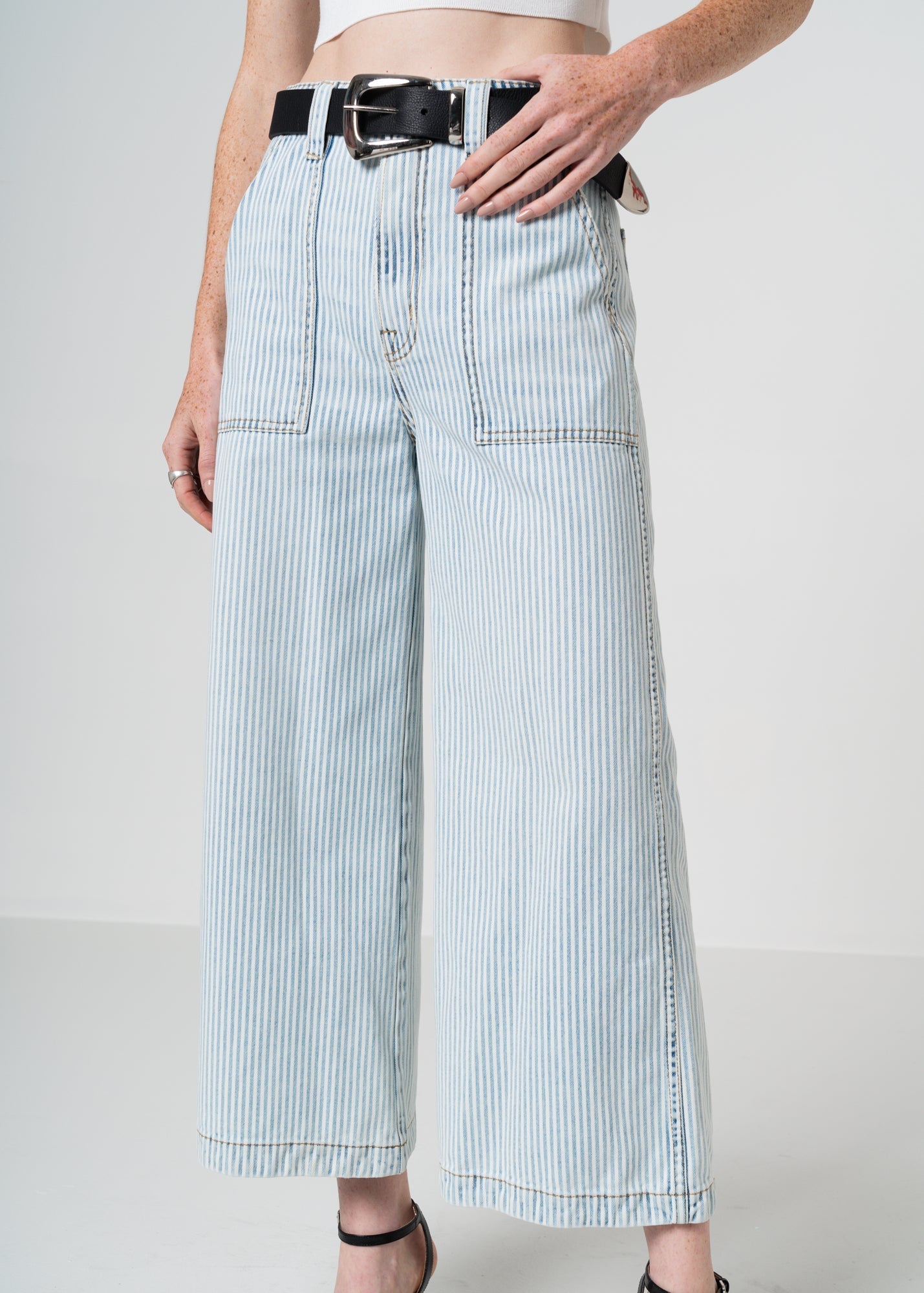 Avery Cropped Wide Trouser